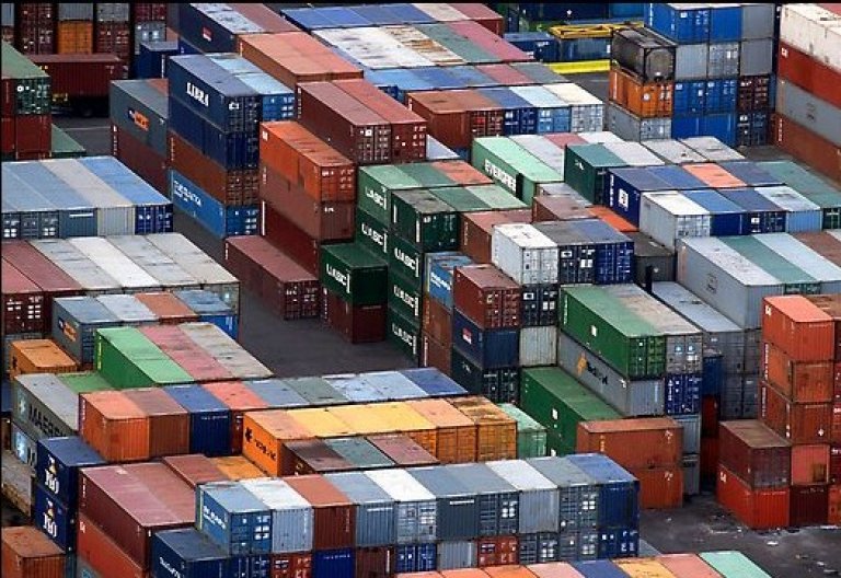 Volumele comerţului extern al Moldovei, începînd cu luna septembrie, au început să scadă comparativ cu anul 2013.