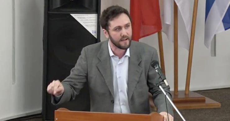 Советник PAS Александр Трубка.