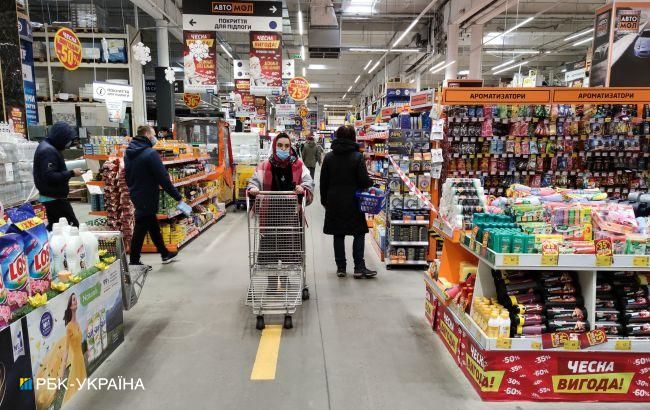 Правительство Украины упростило импорт продуктов в условиях военного положения.
