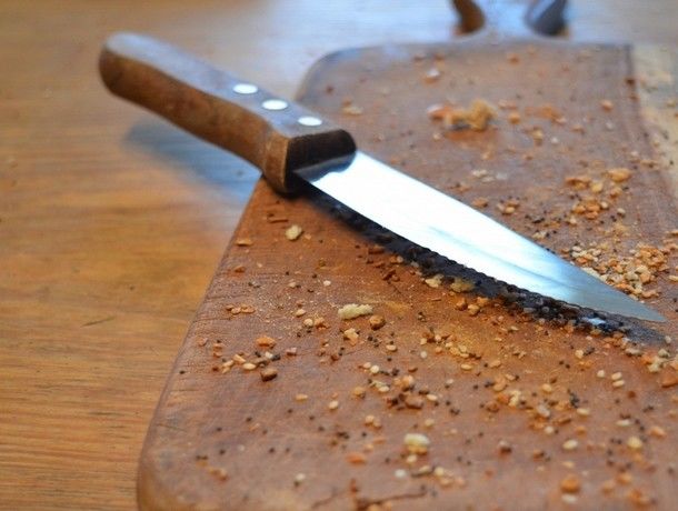 Ударом ножа в сердце отметил годовщину свадьбы житель Рыбницкого района.