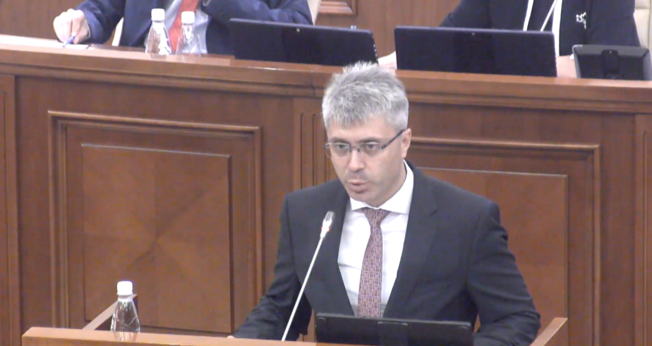 Глава НЦБК не придет на слушания в парламент: Решение о моей отставке уже принято.