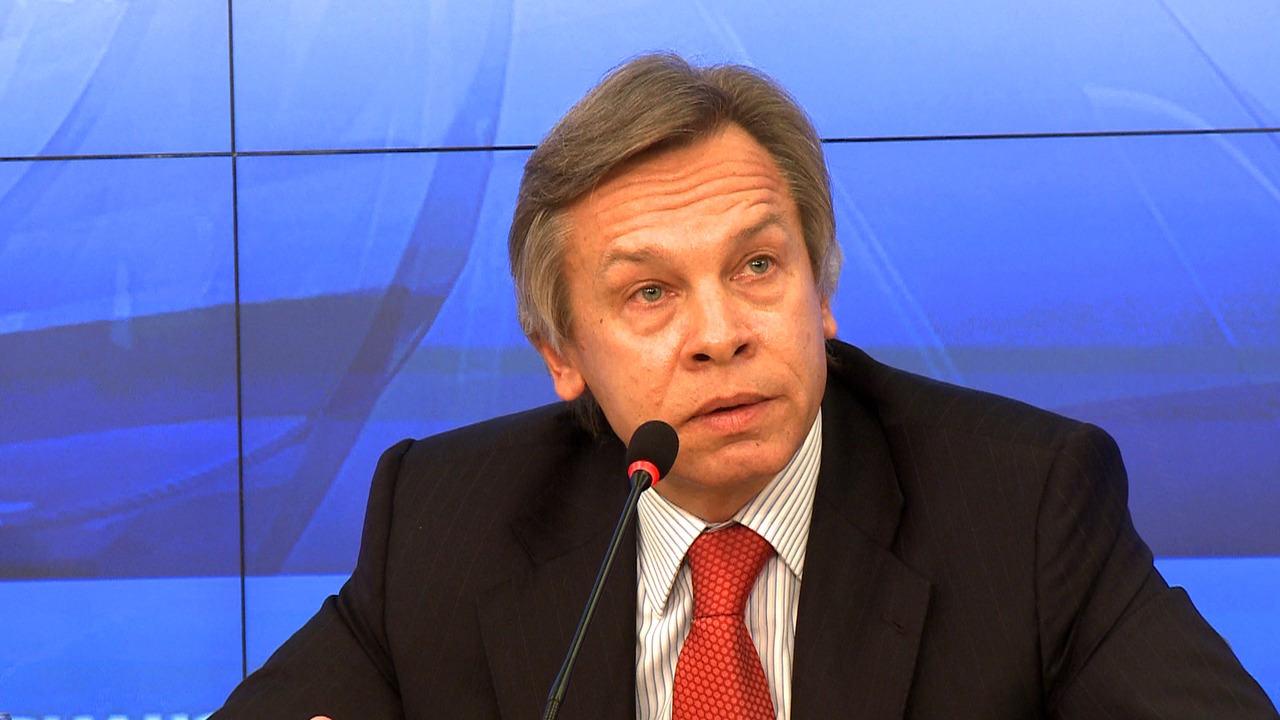 Пушков также прокомментировал угрозы со стороны Запада о введении санкций для некоторых граждан России.