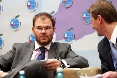 Noul Guvernator al Băncii Naționale, Sergiu Cioclea, a avut un discurs emoționant în Parlament. Foto: radiochisinau.md