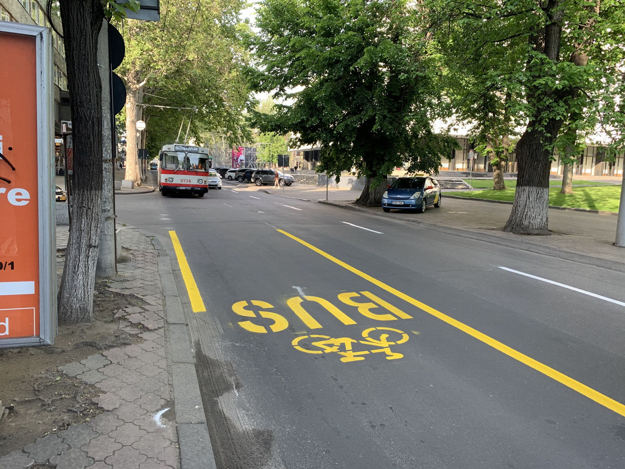 В Кишиневе насчитывается 24 км полос для общественного транспорта.
