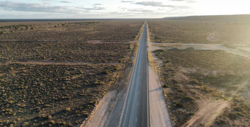 Un cercetător Google Earth a observat o amprentă ciudată în deșertul australian.
