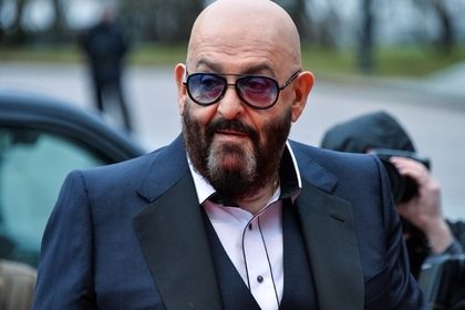 Шуфутинский отреагировал на смерть Вилли Токарева.