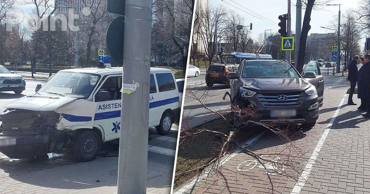 Accident rutier lângă Parlament: Șoferul unei ambulanțe, rănit.