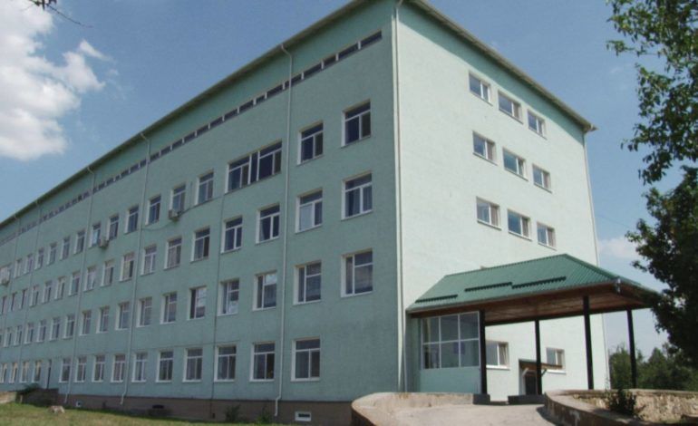Задолженность перед сотрудниками больницы в Таракалии равна 5 млн леев.