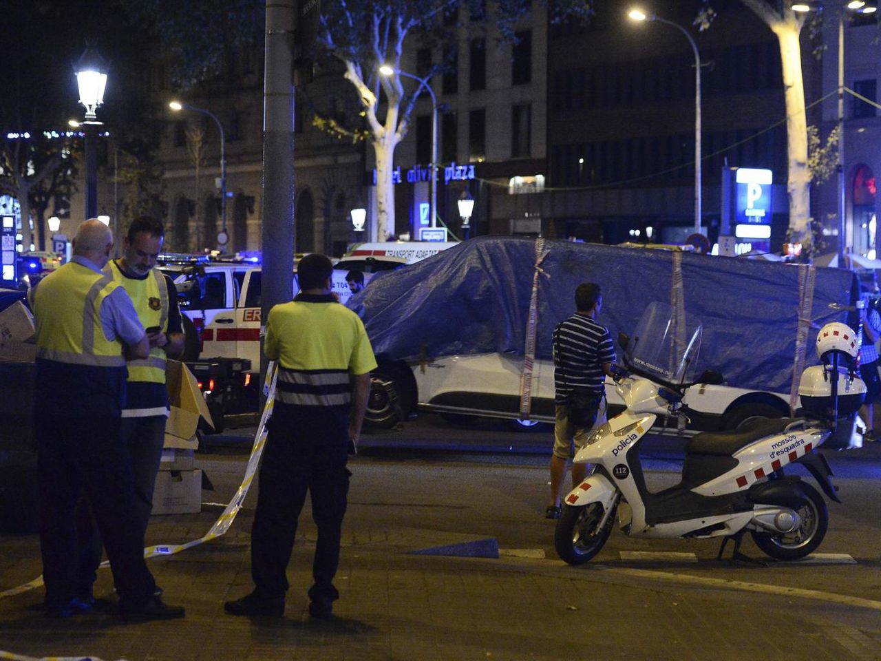 Teroriştii din Barcelona şi Cambrils se pregătiseră să folosească 100 de kilograme de explozibili. Foto: afp.com