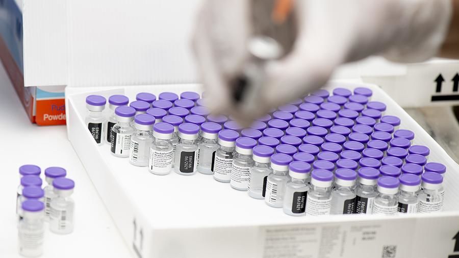 Евросоюз получит дополнительно 50 млн доз вакцины Pfizer.