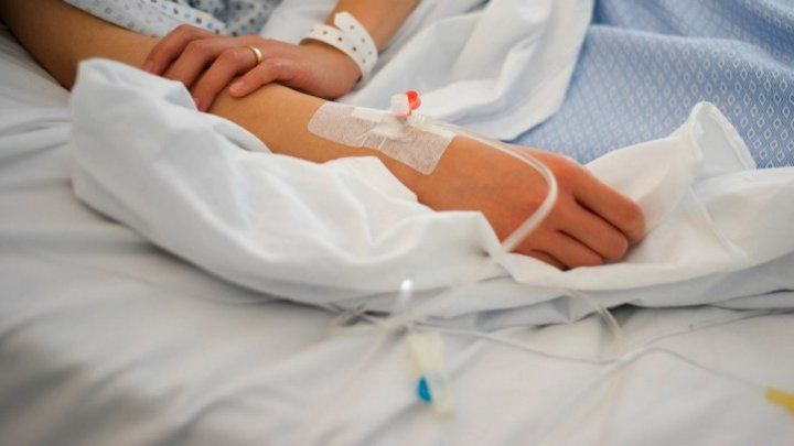 В Румынии выросло число случаев заражения штаммом "омикрон".