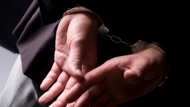 Instanța de Judecată deja s-a pronunțat în cazul avocatului, fiind emisă sentința preventivă de a-l pune în arest la domiciliu pentru 30 de zile, pe parcursul anchetei.