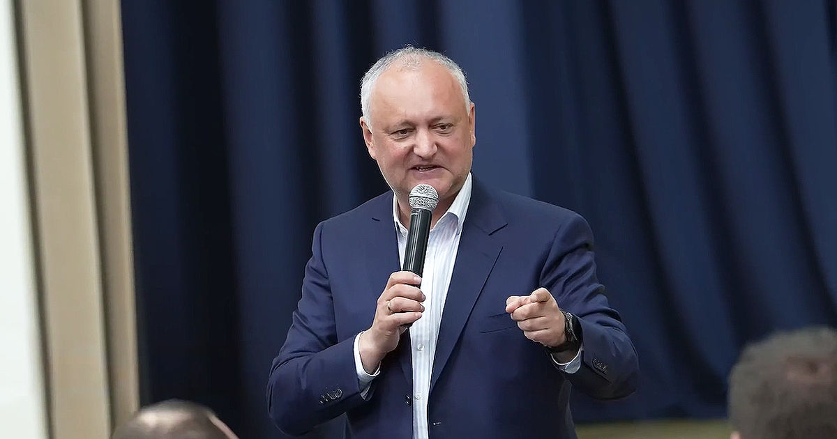 Игорь Додон пообещал привезти Путина в Гагаузию.