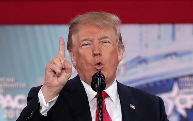 Трамп предрек конец эпидемии коронавируса.