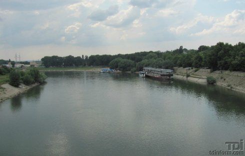 По факту ЧП ведется разбирательство.