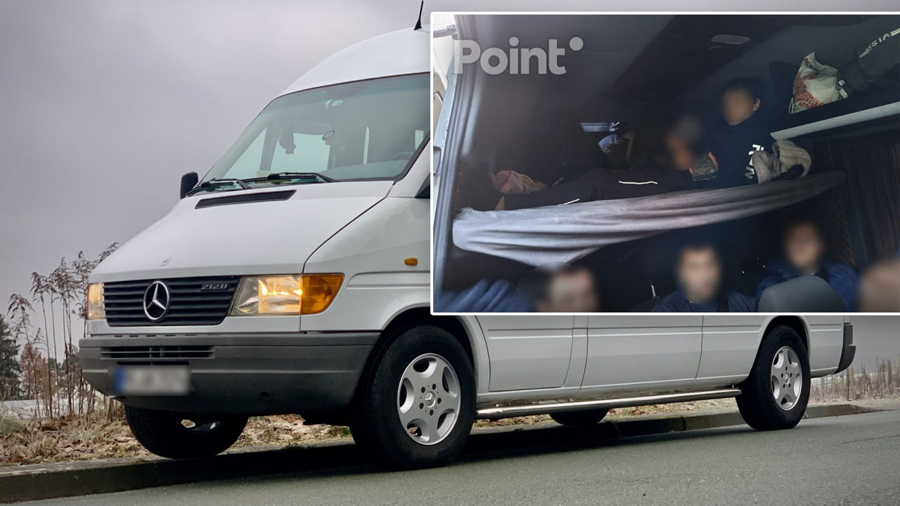 A transformat un Sprinter într-un autobuz cu două etaje: Un moldovean, amendat în Polonia.