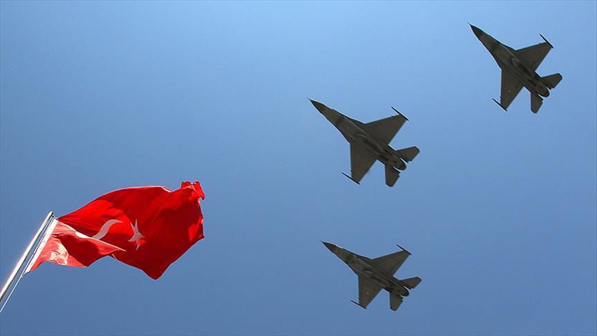 В операции одновременно участвовали 18 истребителей F-16.