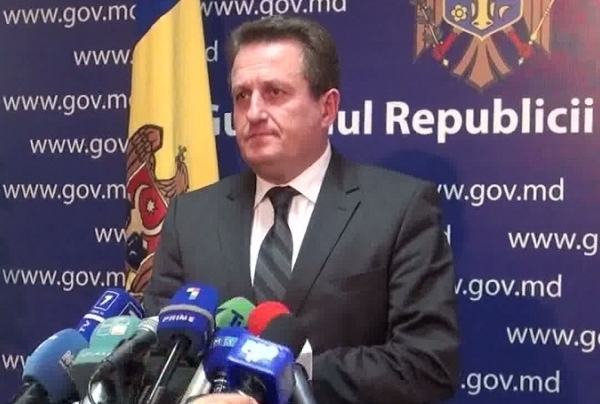 Șeful statului, Nicolae Timofti, a semnat astăzi decretul privind destituirea lui Igor Panfile din funcția de viceministru al Apărării.