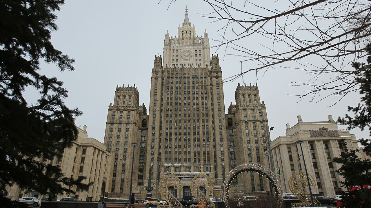МИД России назвал санкции Вашингтона контрпродуктивными для интересов США.