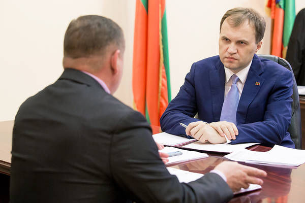 По окончании совещания Евгений Шевчук дал ряд соответствующих поручений.