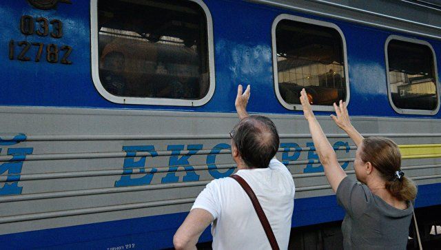 Депутат Рады предрек крах экономики Украины при отмене сообщения с Россией.