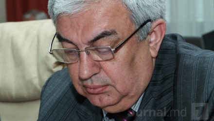 Национальная антикоррупционная комиссия не получила от г-на Дука вразумительного объяснения.
