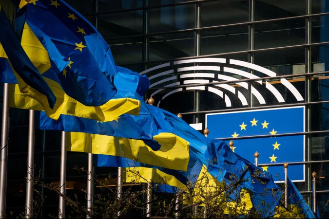 Семь членов ЕС призвали ускорить выделение Украине репарационного займа.