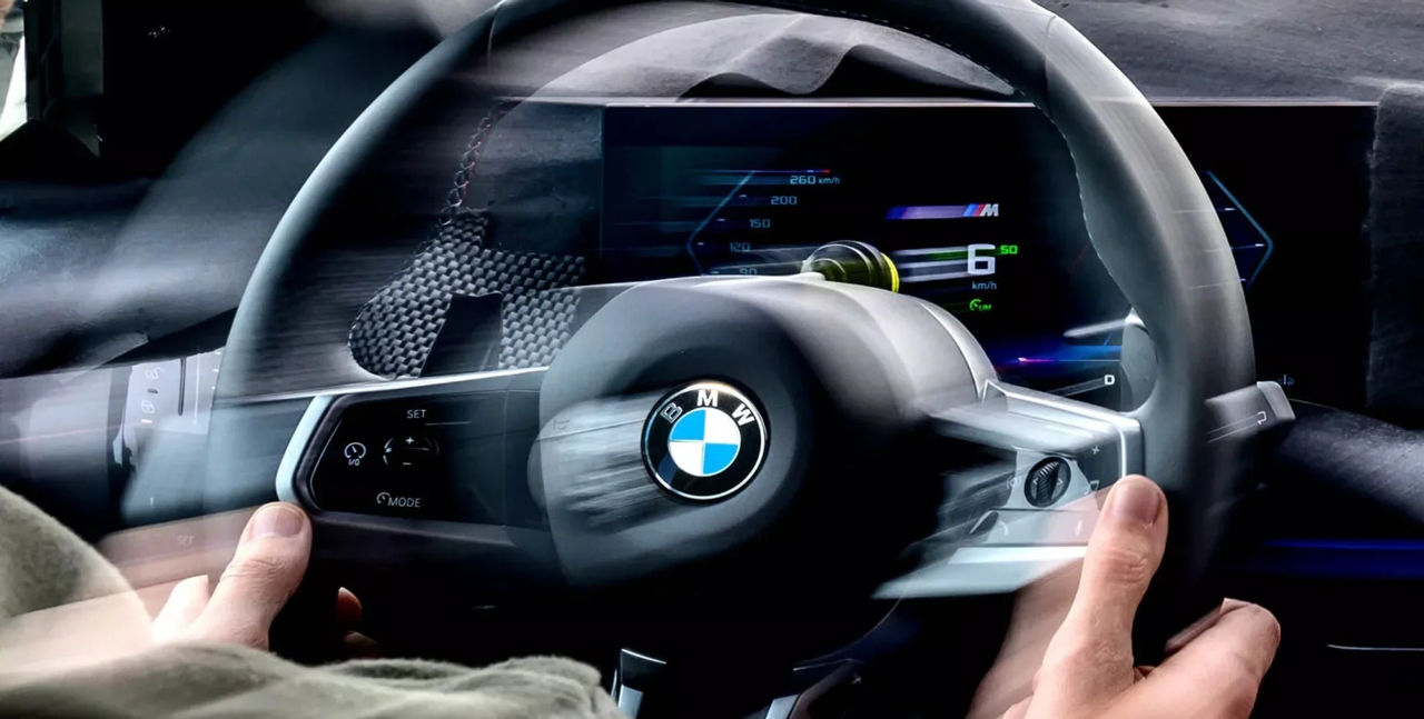 Руль вращается сам по себе: BMW отзывает десятки тысяч авто из-за серьезного дефекта.