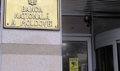 Trei persoane din conducerea BNM au fost reținute în această dimineață de procurorii anticorupție.