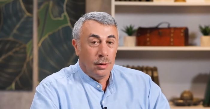 Комаровский рассказал, можно ли детям давать сладости.