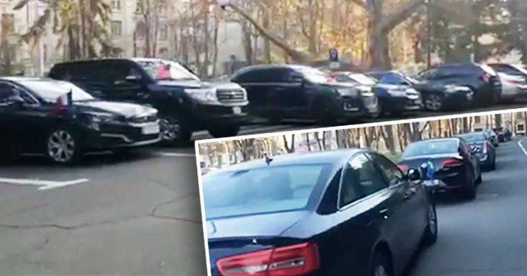 Послы ряда государств приехали в правительство.