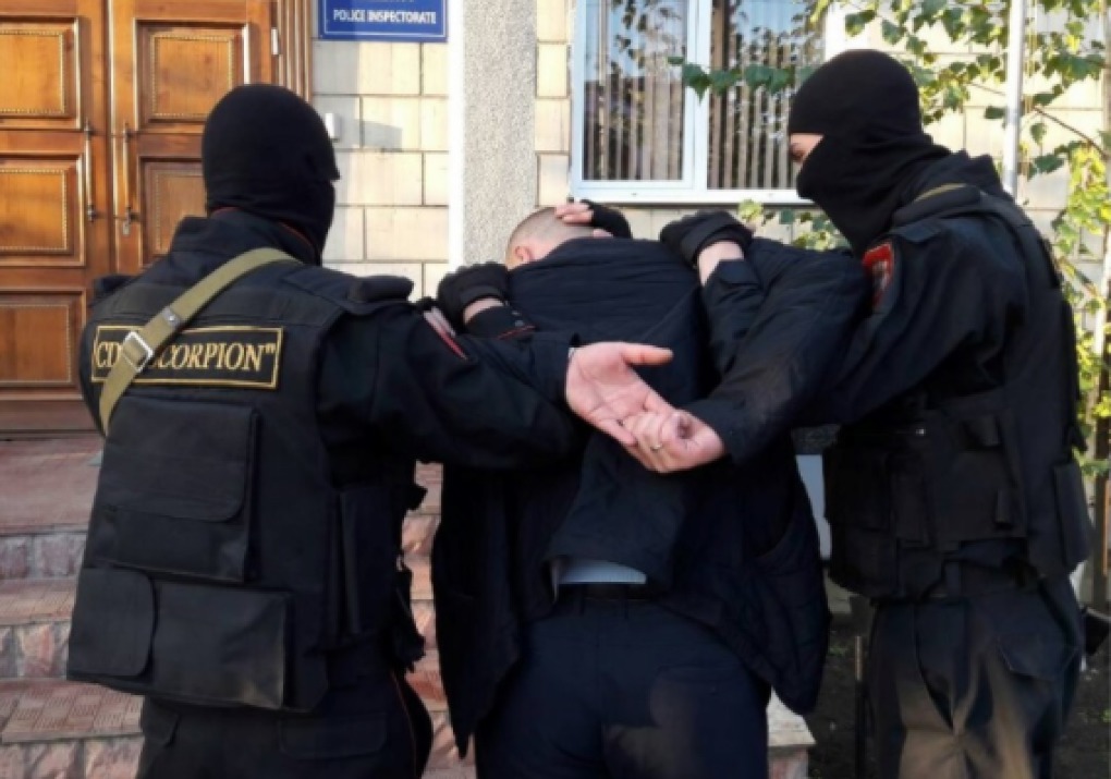 Reţinuţi când se băteau în centrul Capitalei. Carabinieri, victime. Foto: carabinier.gov.md