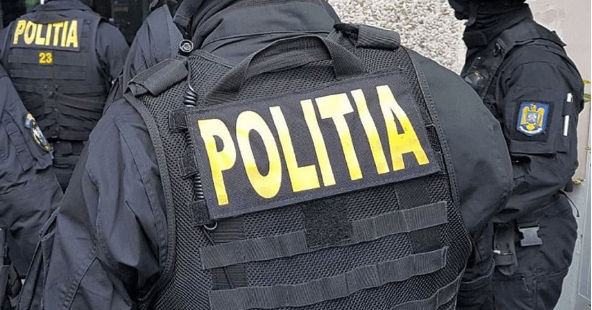 Anchetatorii români au confiscat șapte milioane de dolari de la finanțatorul campaniei lui Georgescu.