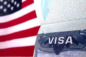  Ежедневно в консульство США в Кишиневе обращаются до 100 человек.