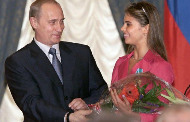 Dispariţia lui Vladimir Putin din spaţiul public ar putea fi motivată de naşterea copilului Alinei Kabaeva. Foto: presalibera.net