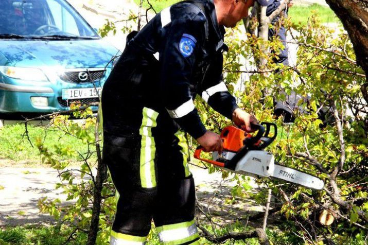 До сих пор Кишинев не может отравится от снегопада недельной давности.