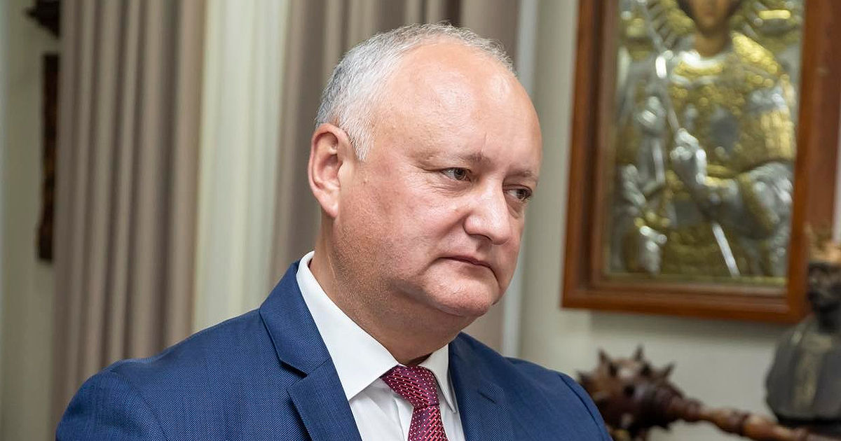 Dodon propune rezolvarea trecerii bisericilor între mitropolii prin referendumuri în sate.