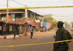 Cinci oameni au murit în urma unui atac armat care s-a produs într-un restaurant din Bamako, capitala statului Mali. Foto: wfi.ro