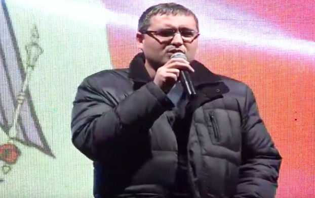 Усатый призвал всех собраться на воскресный митинг протеста.