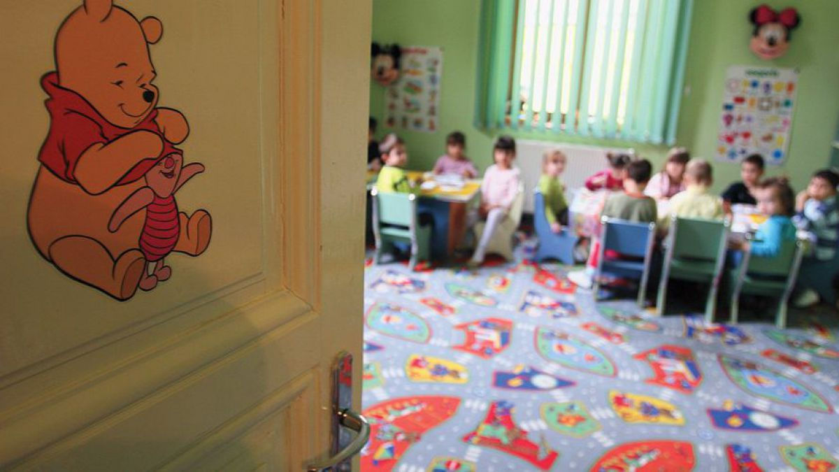 Program prescurtat în grădinițe în ajunul Crăciunului.