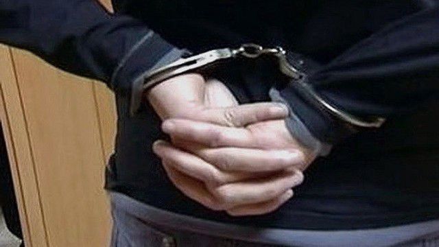 Șeful unui sector de poliție din municipiul Chișinău a fost reţinut în timp ce primea 2000 de lei. Foto: gipoteza.net
