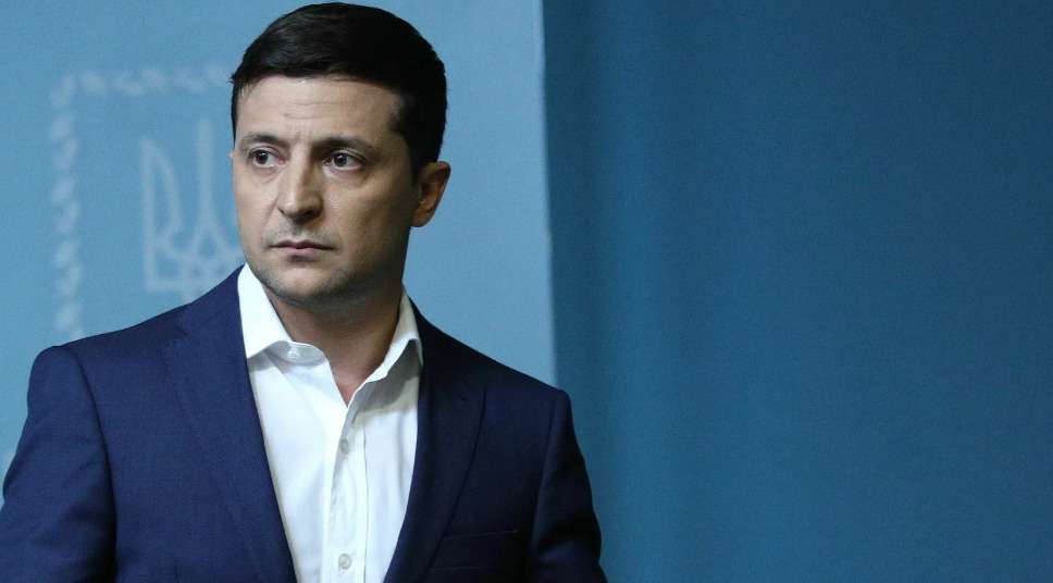 Суд обязал ГБР открыть дело против Зеленского.