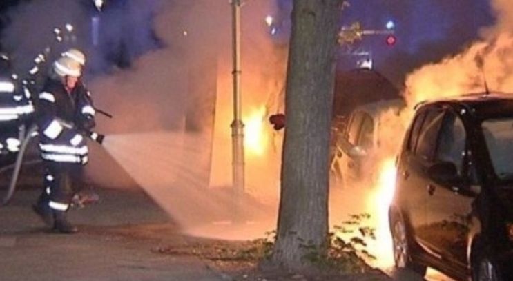 Смертельное ДТП с участием спорткара в Москве попало на видео.
