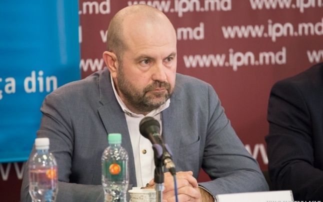 Депутат PAS Владимир Боля.