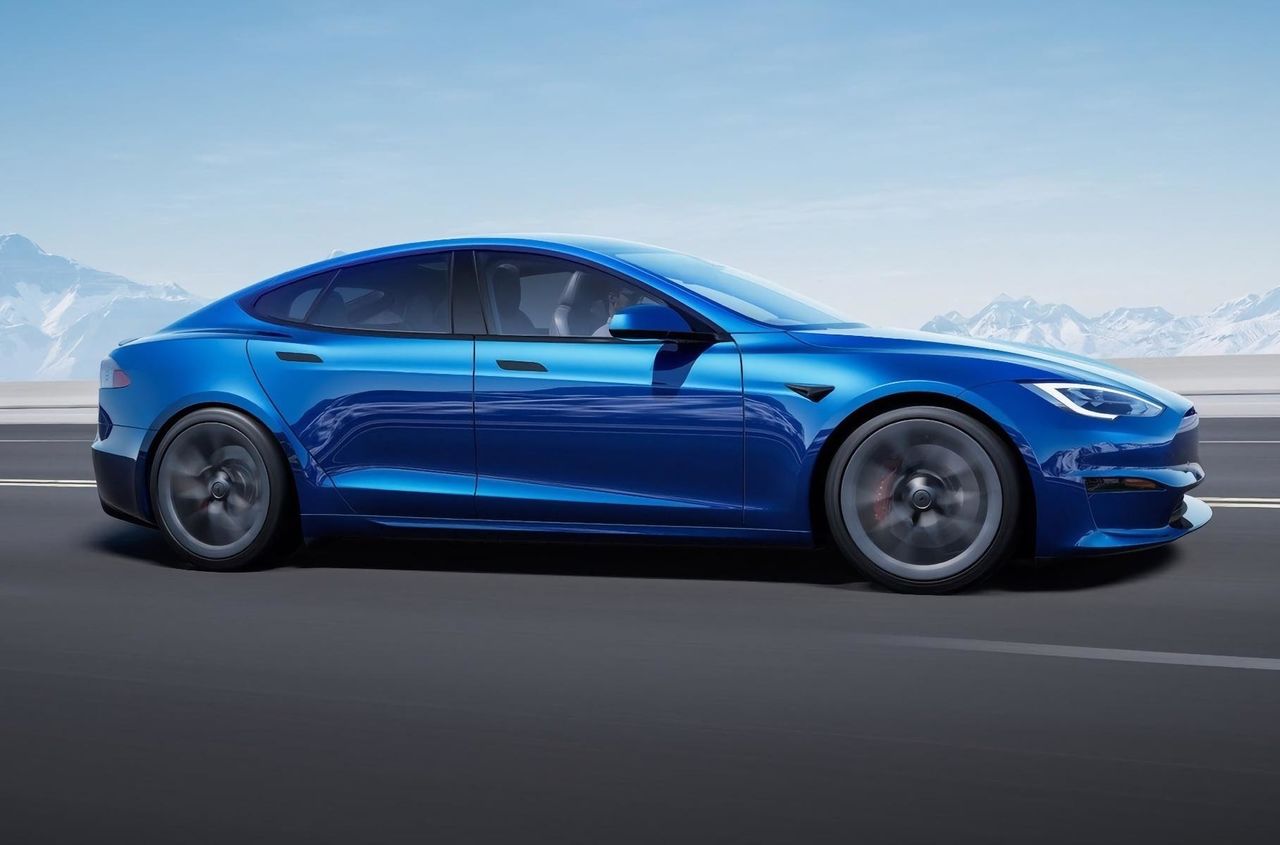 Tesla отказалась от самой дальнобойной версии Model S.