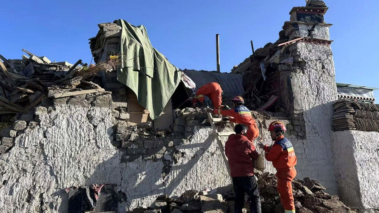 Cutremurul din Tibet: Numărul persoanelor decedate a crescut aproape de două ori.