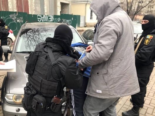Владимир Москальчук, был задержан за целый ряд беззаконий на таможне в Атаках.