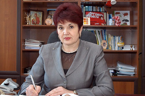 Валентина Булига отметила, что бывают ситуации, когда работодатели не платят социальные взносы, а сотрудники просто не могут понять, что их пенсия зависит от зарплаты.