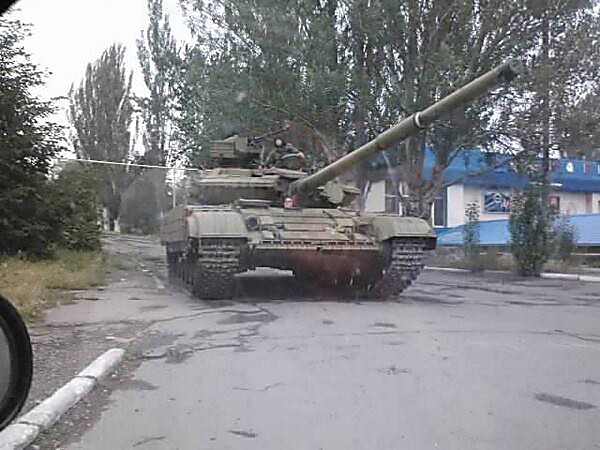 Un număr mare de tancuri au ajuns în dotarea rebelilor din Donețk.