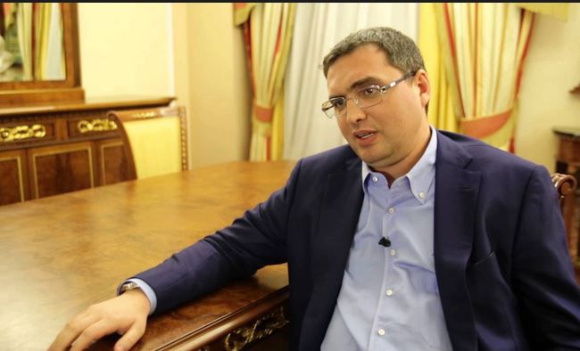 Primarul de Bălţi i-a dat o replică dură ministrului Apărării, Anatol Şalaru.